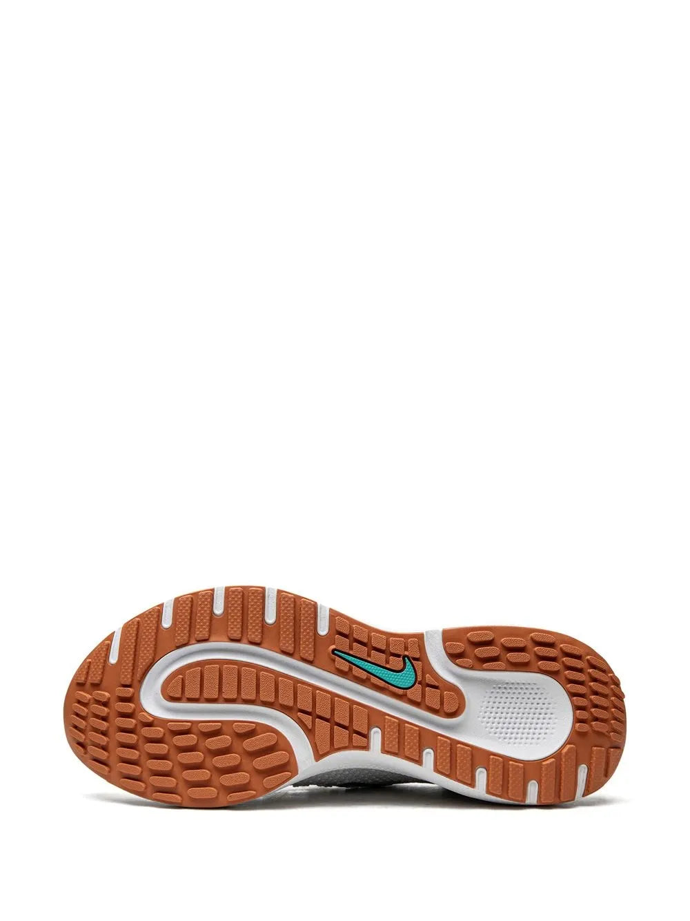 Running sneaker outsole with gum-brown tread pattern and flex grooves