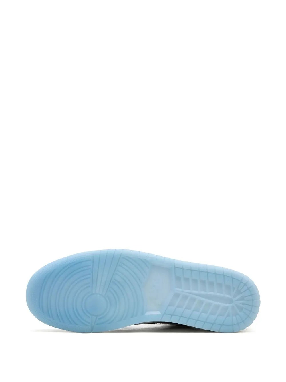 Light blue rubber outsole for low-top sneakers