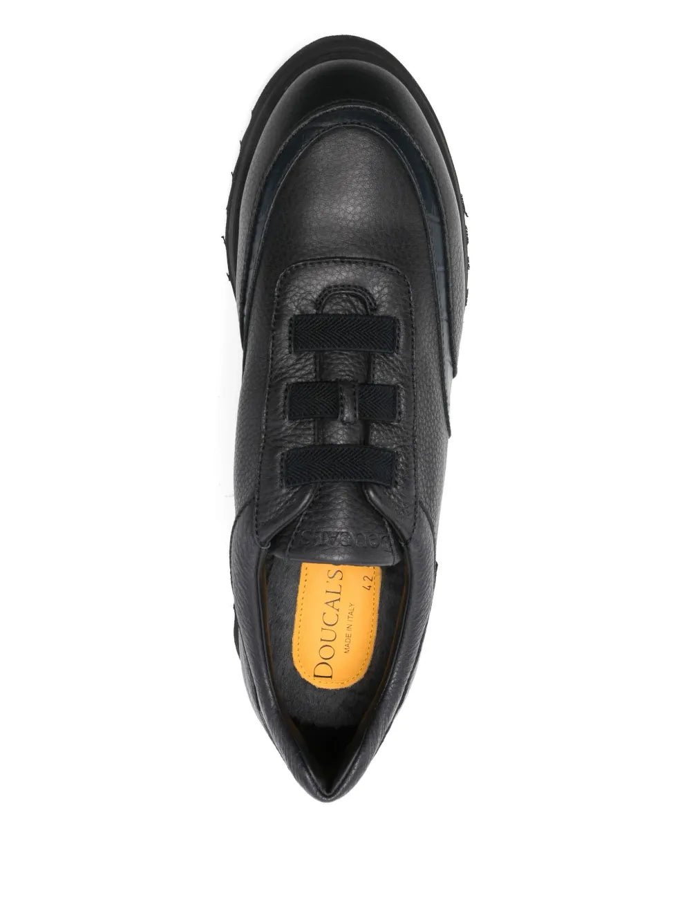 Black leather sneaker interior view with lace-up tongue and Doucal'S label