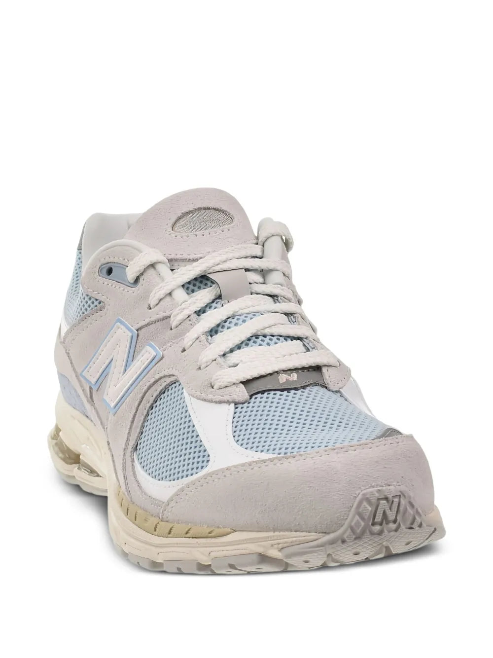 New Balance 2002R mesh sneakers, light blue panel, beige suede overlays, lace-up.
