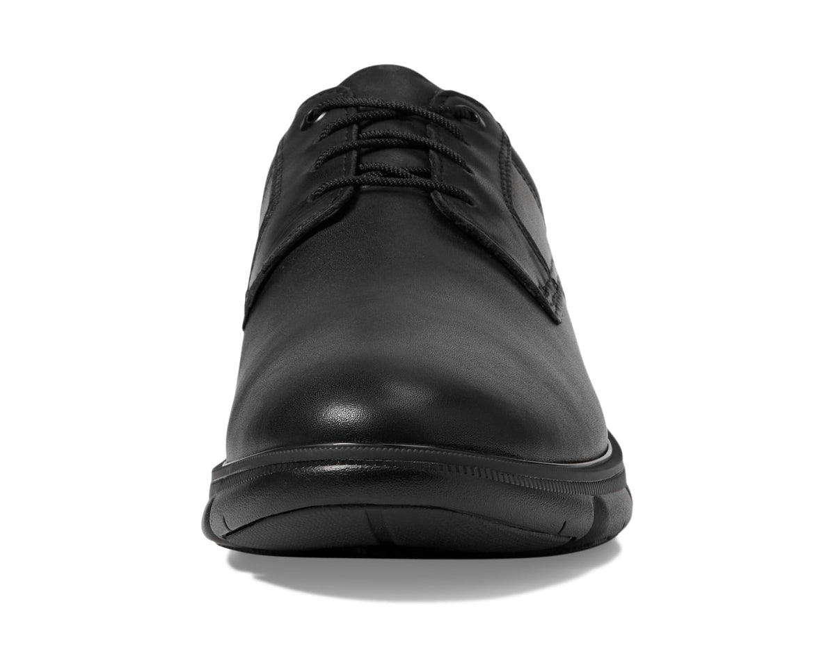 Black waterproof lace-up oxford shoe with smooth leather upper and rounded toe