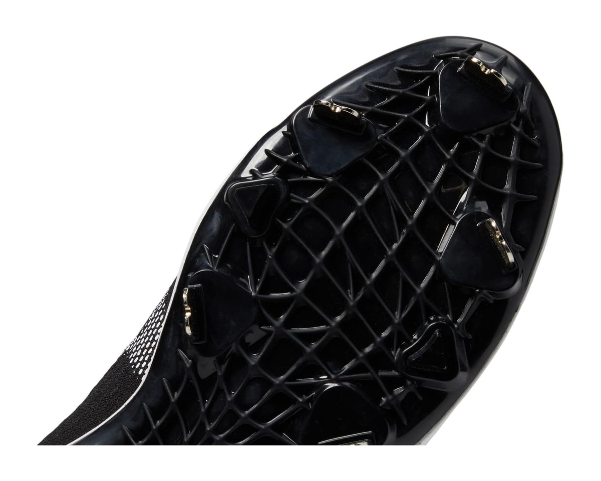 Men's baseball cleat outsole: black tread plate with studded pattern and grooves