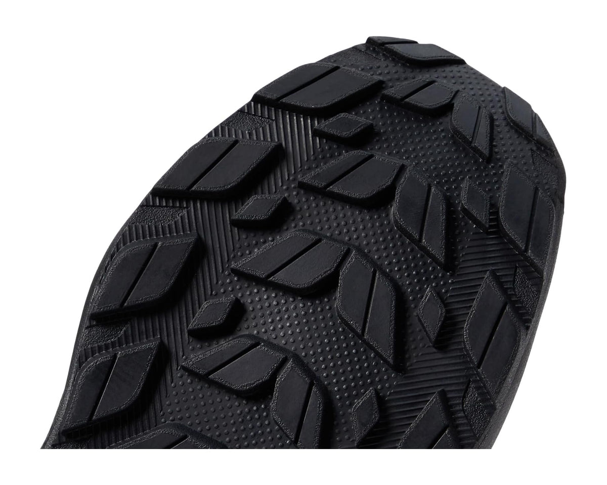 Men's Salomon Elixir Active GTX® outsole tread, rugged black rubber pattern