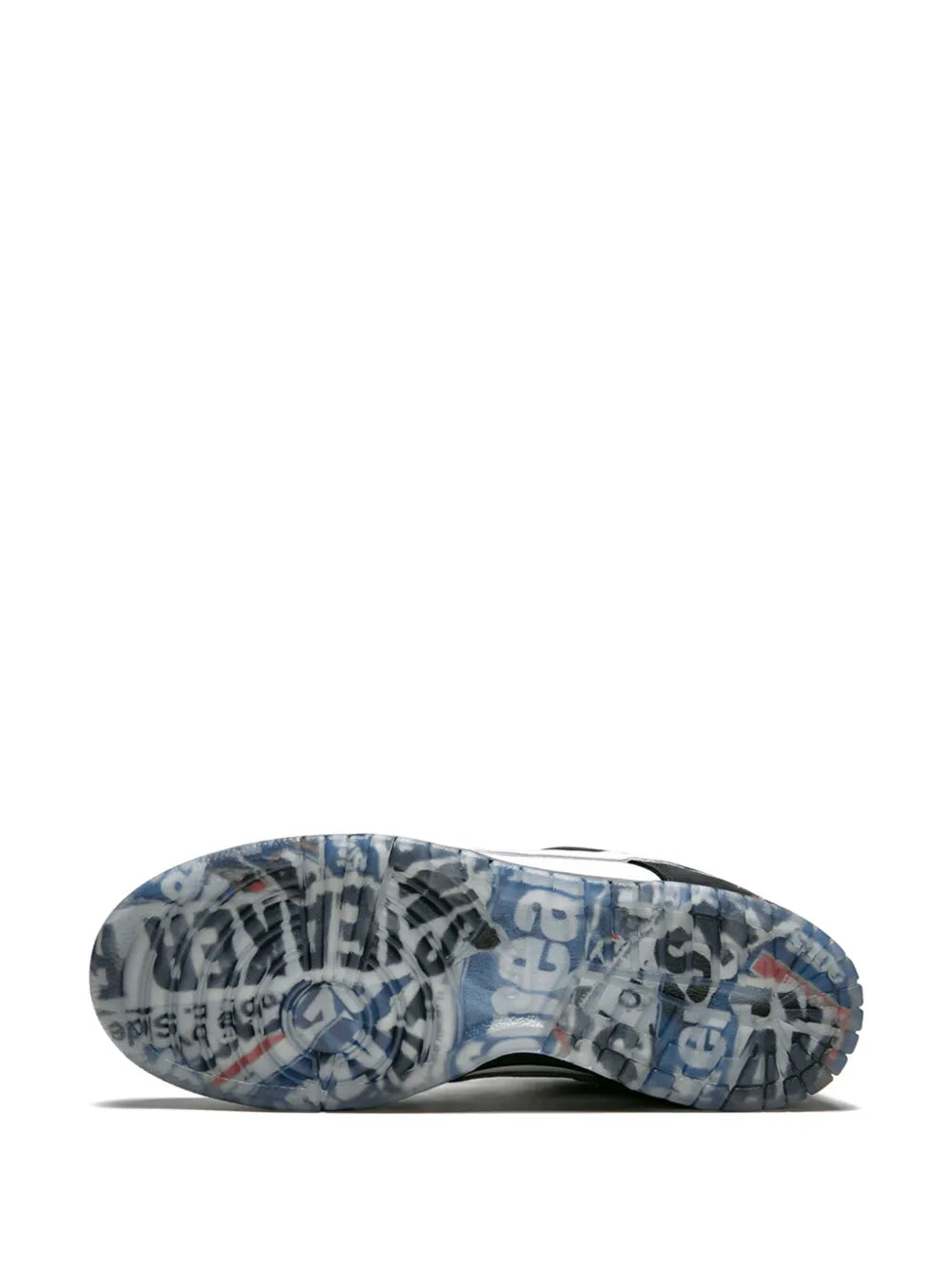 Shoe outsole with blue-gray graphic tread pattern