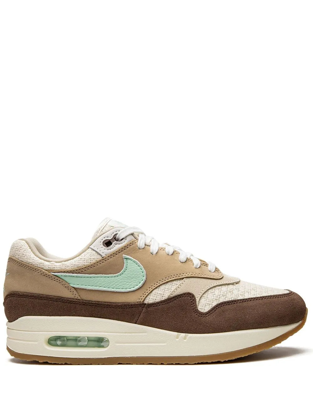 Nike Air Max 1 beige sneaker with mint swoosh, white laces, brown panels