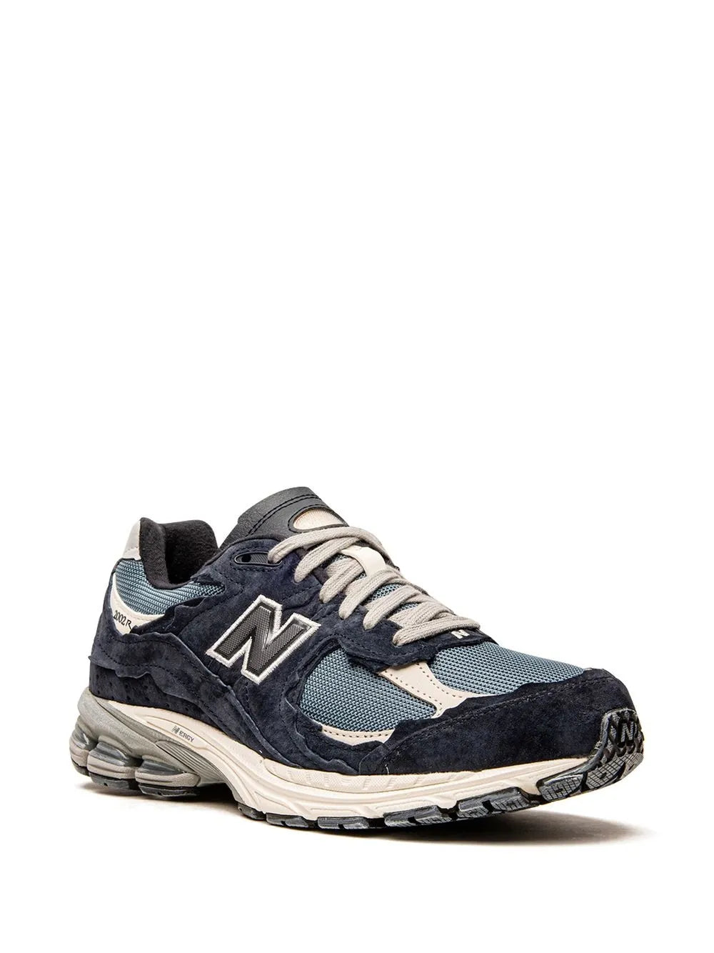 New Balance 2002R low-top sneakers in dark navy with light blue panels, lace-up
