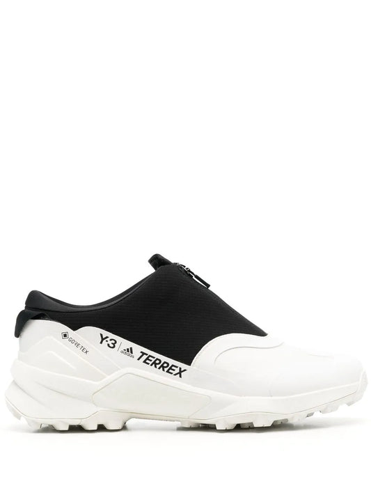 Black and white low-top trail sneaker with chunky sole, Y-3 TERREX side logo