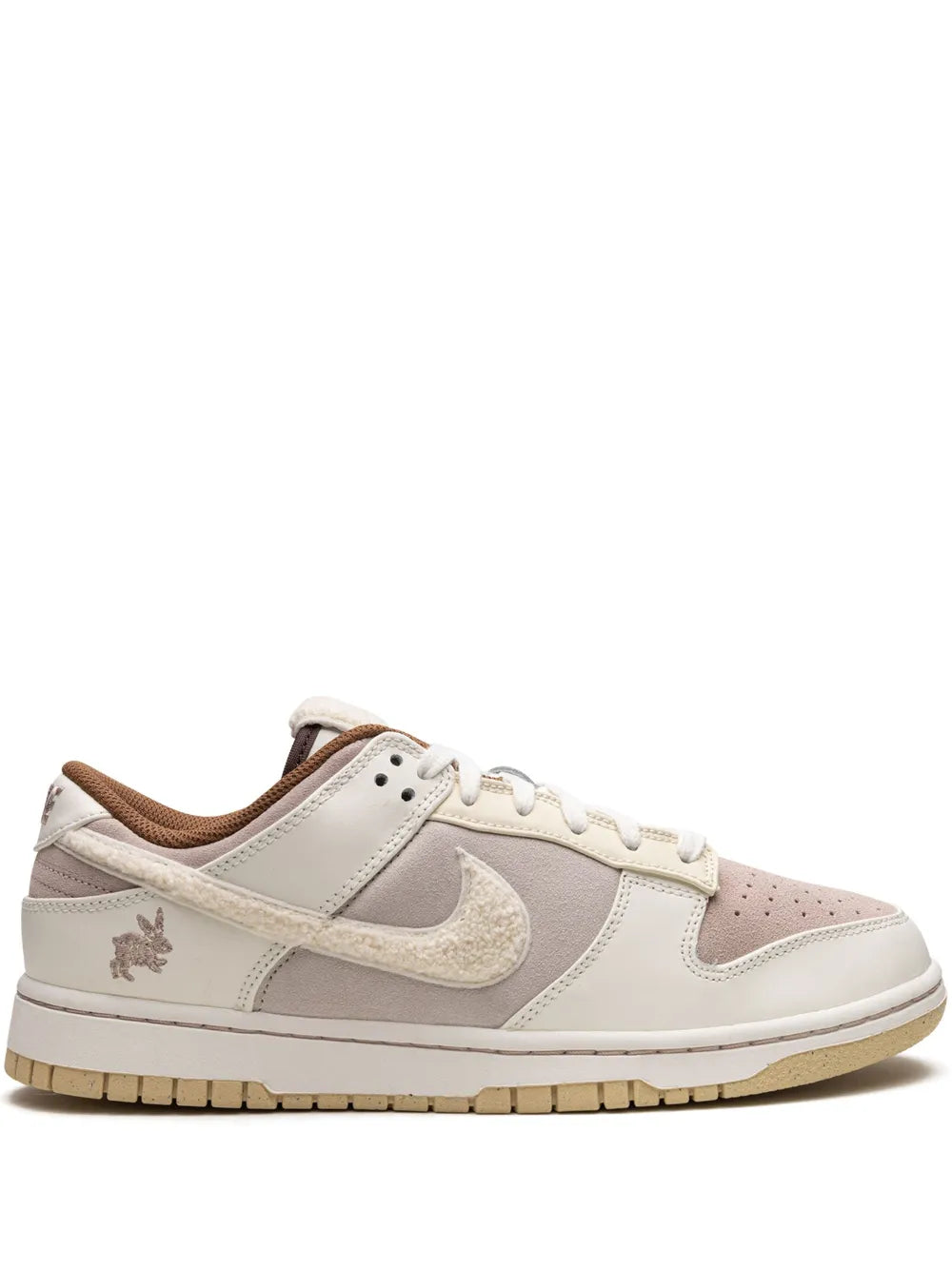 Nike Dunk Low Retro sneakers in white leather with beige Swoosh and tan panels