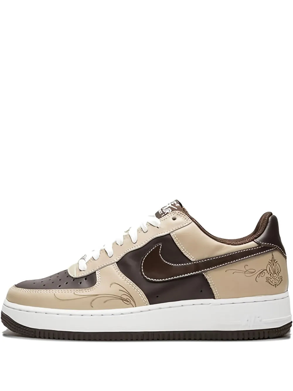 Nike Air Force 1 sneakers in beige leather with embroidered details and white laces