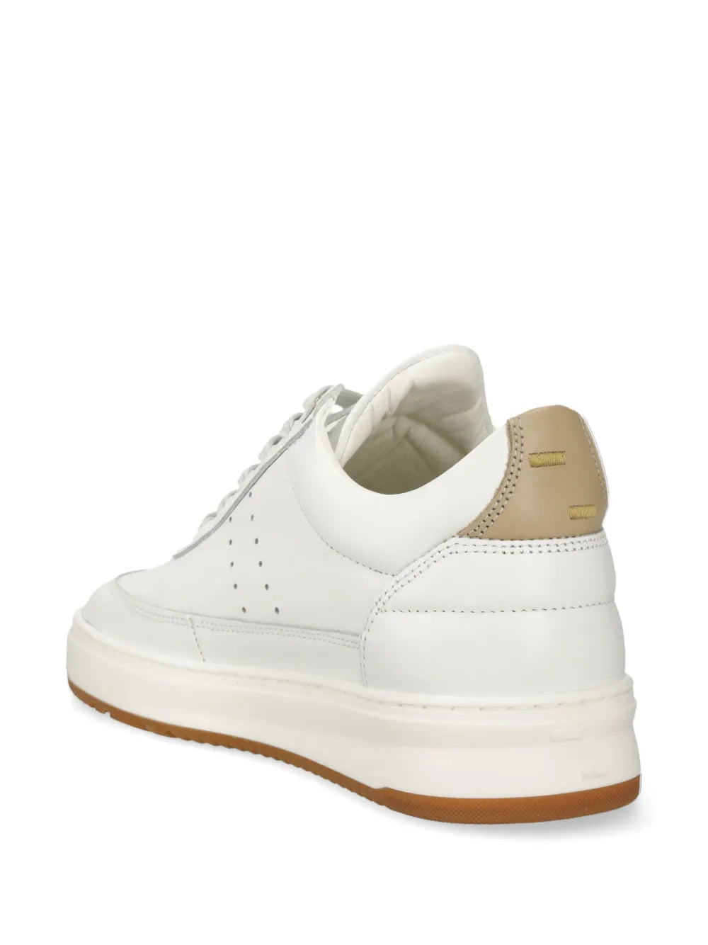 White low-top sneakers with beige heel patch, stitched panels, tan sole