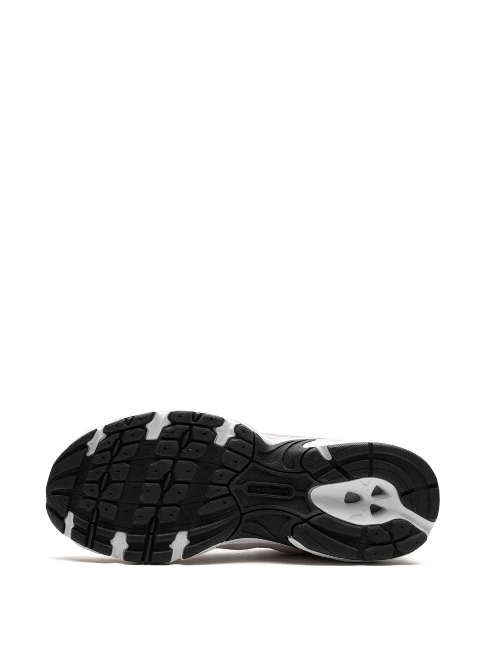 New Balance 530 outsole with black rubber tread pattern
