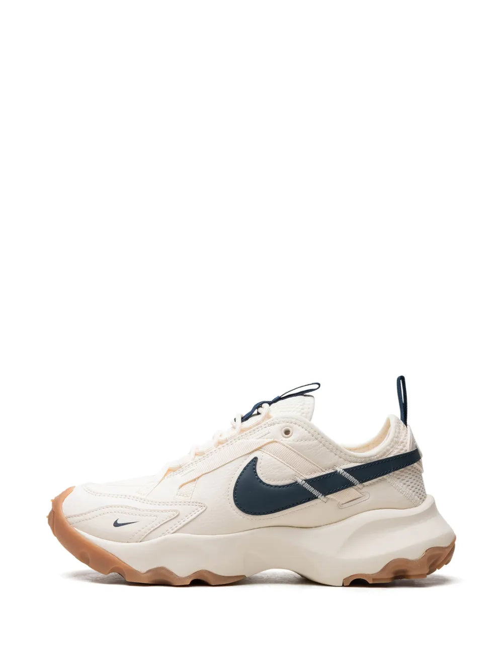 Nike TC 7900 sneaker, white and navy details with lace-up closure and gum sole