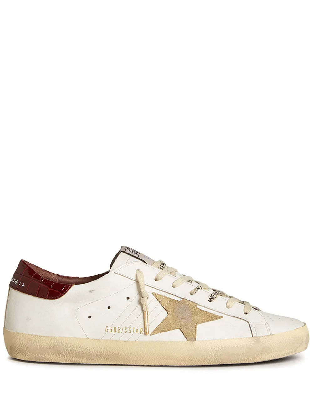 Low-top sneakers in white leather with gold star side and beige rubber sole