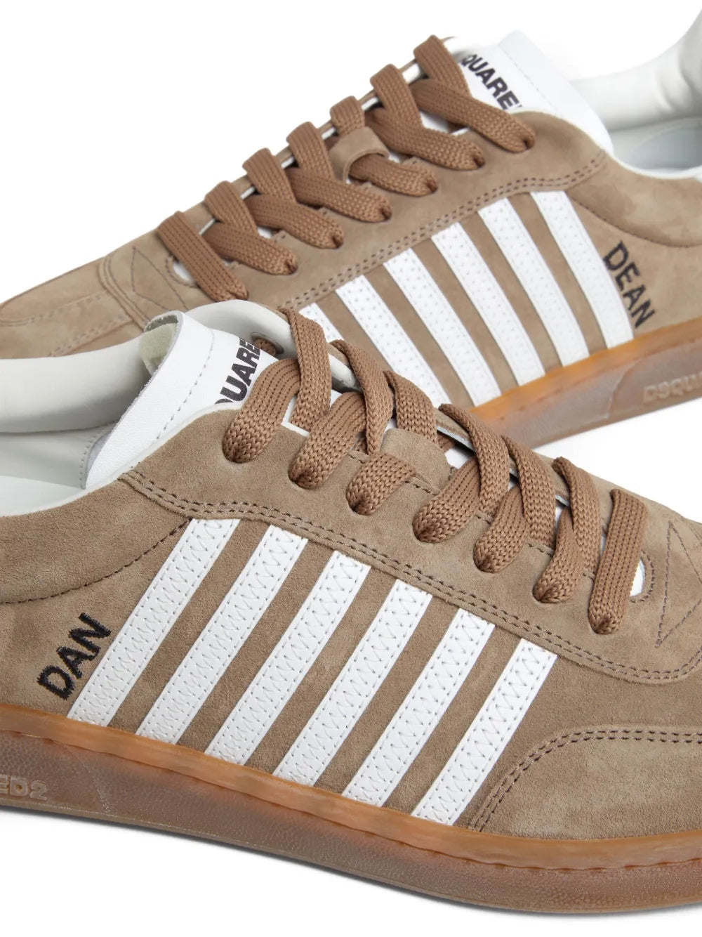 Dsquared2 Boxer sneakers close-up: light brown suede, white stripes, brown laces, gum sole