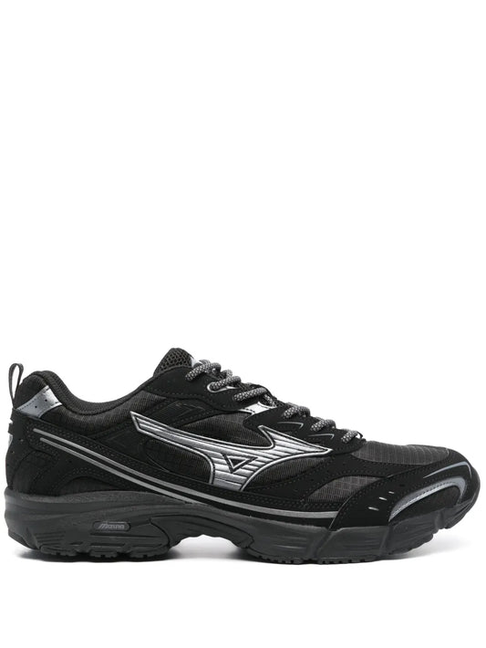 Black Mizuno Mxr tech sneakers, silver logo, lace-up with cushioned tread sole