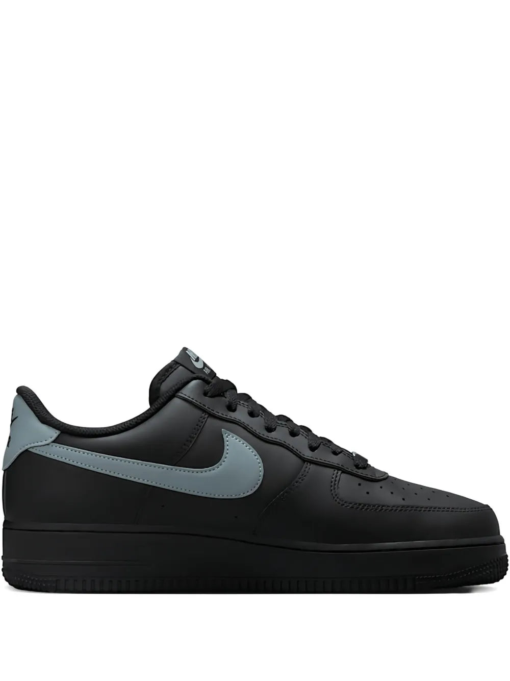 Nike Air Force 1 Low sneakers in black with cool grey swoosh, lace-up design