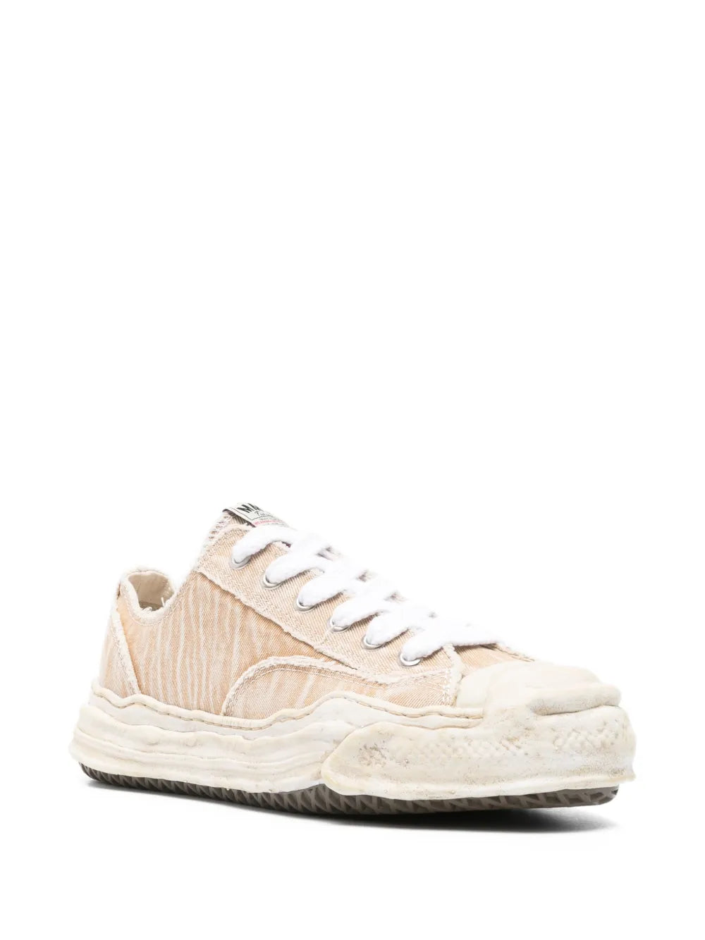 Beige canvas low-top sneakers, lace-up with thick white rubber sole