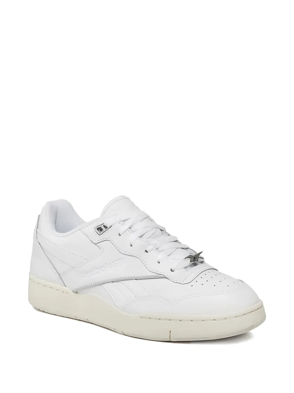 Reebok white low-top sneakers, lace-up with cushioned collar and side stripes