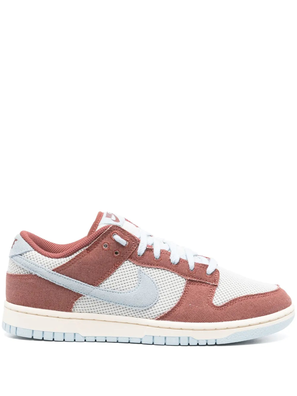 Nike Dunk Low low-top sneakers, brown/white/light blue, lace-up