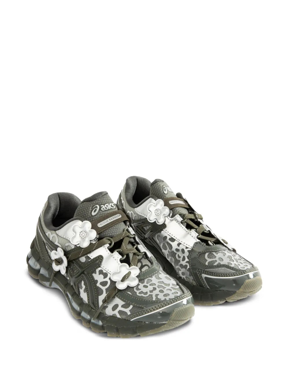Floral-embellished low-top sneakers in dark olive with white laces and clover flower details
