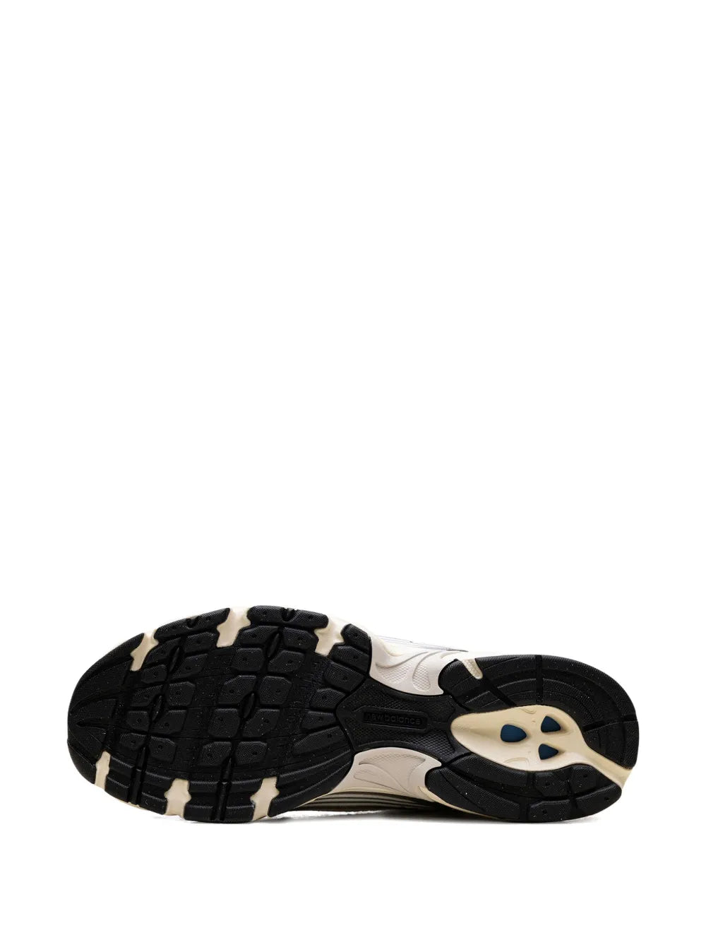 New Balance 530 trainers outsole, black tread with beige accents