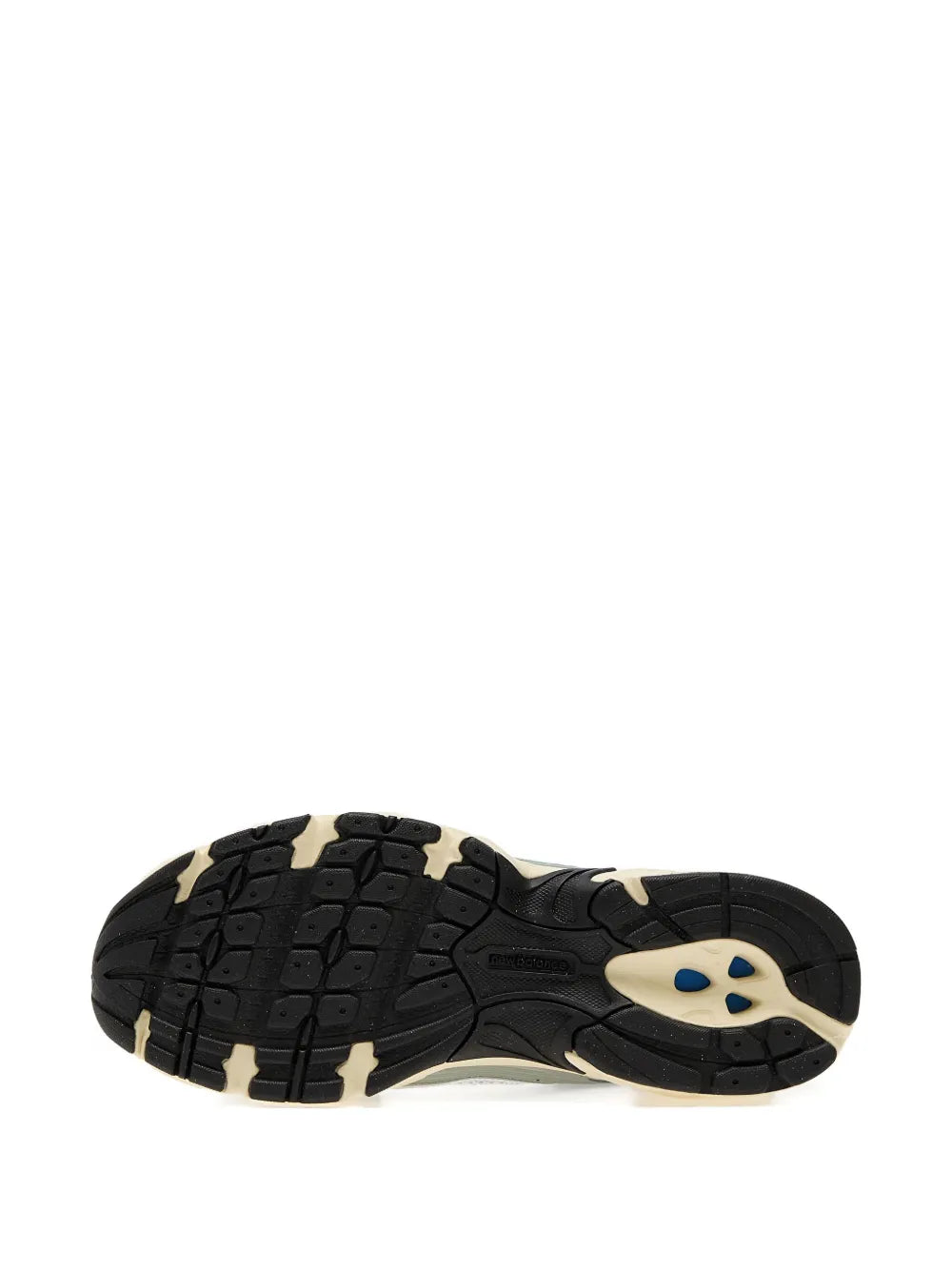 New Balance 530 mesh sneakers outsole view, black rubber tread with cream midsole