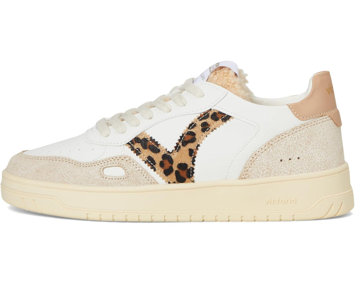 Unisex low-top sneakers with white and camel panels and leopard center stripe