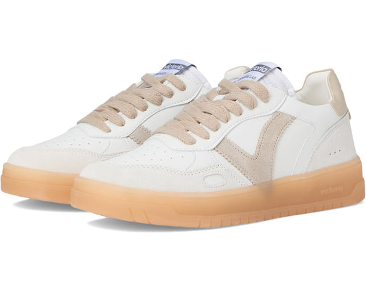 Unisex low-top sneakers in white and light beige, suede panels, tan rubber sole