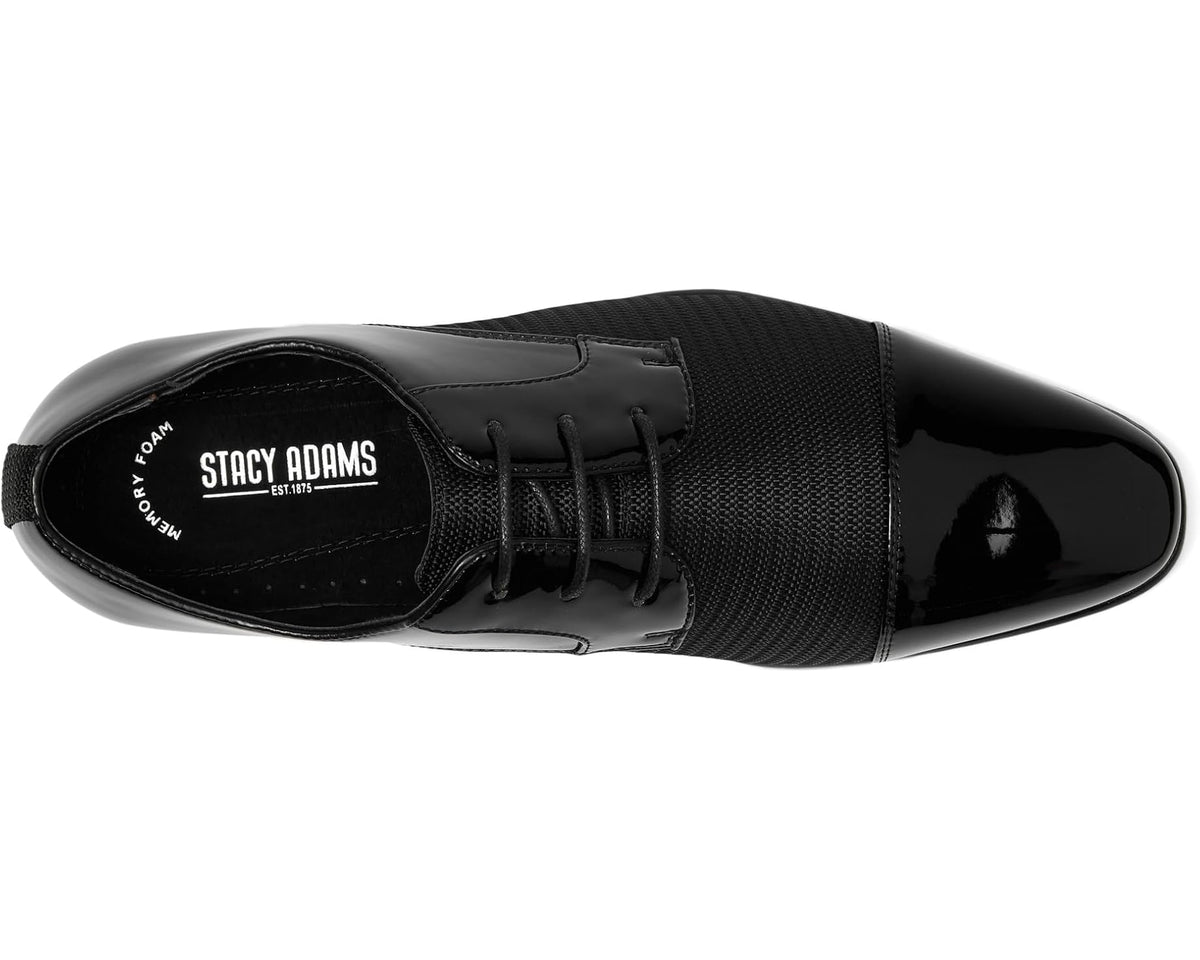 Black oxford shoe with lace-up vamp and interior logo label