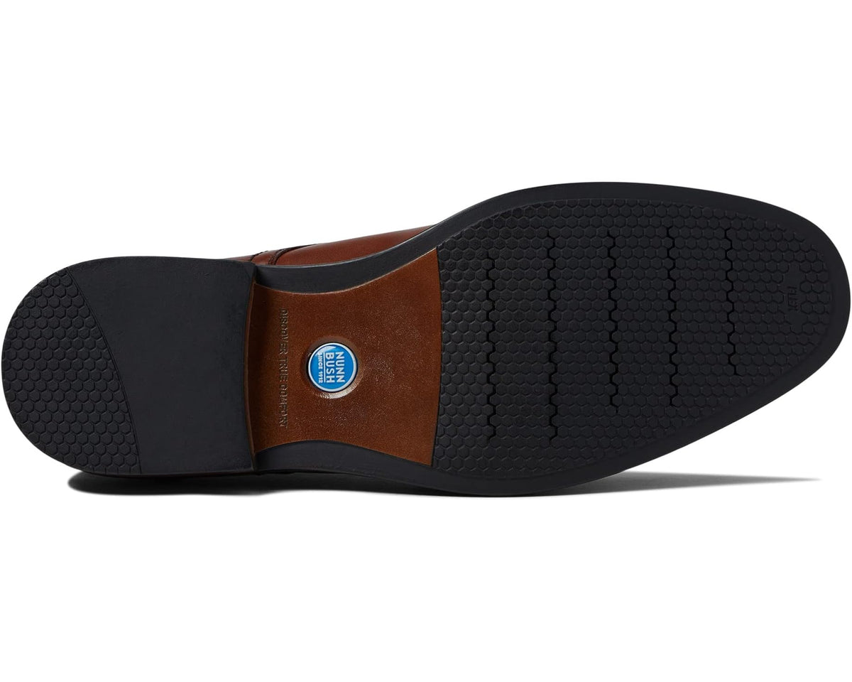Nunn Bush Centro Flex plain-toe Oxford shoe, textured rubber outsole with cushioned heel