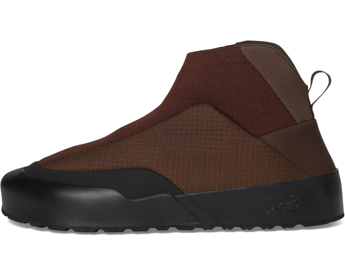 Carob and brown insulated winter boots with black outsole and pull-tab detail