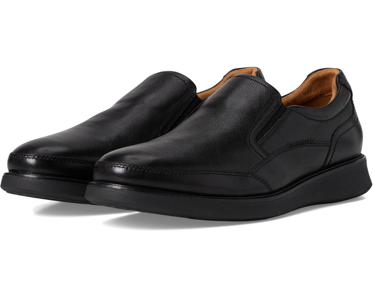 Florsheim Launch moc-toe slip-on shoe in black leather, padded slip-on collar