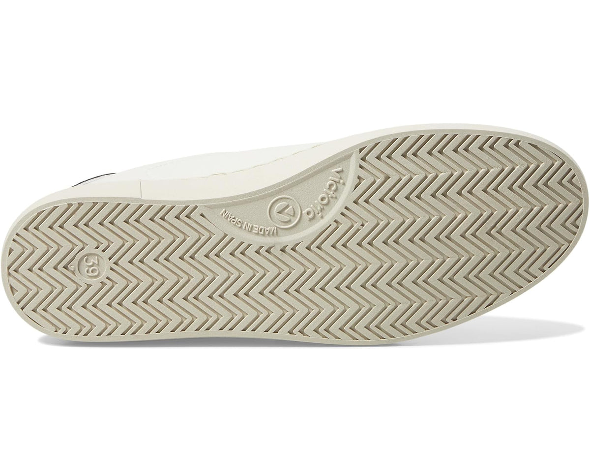 Unisex leather low-top sneakers outsole, zigzag tread and pale rubber sole