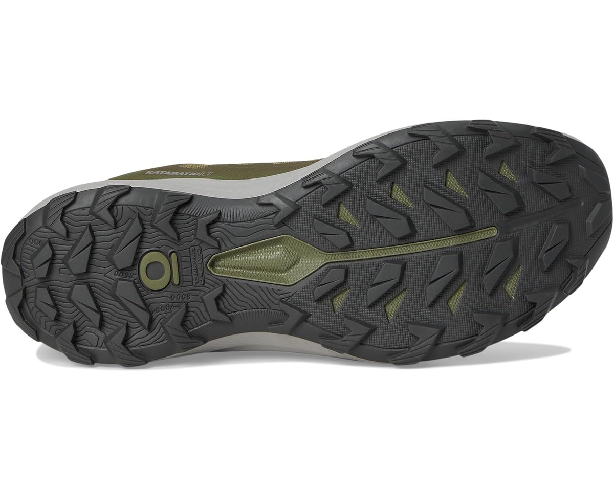 Men's low GTX trail shoes outsole, dark rubber tread with green patterned insert