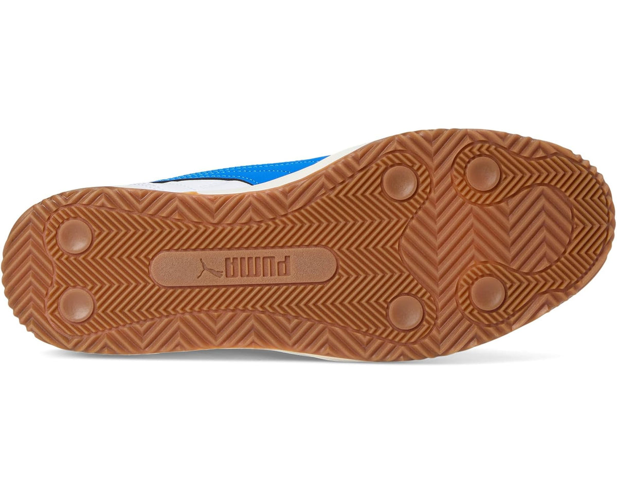 Men's sneaker outsole with patterned gum rubber tread