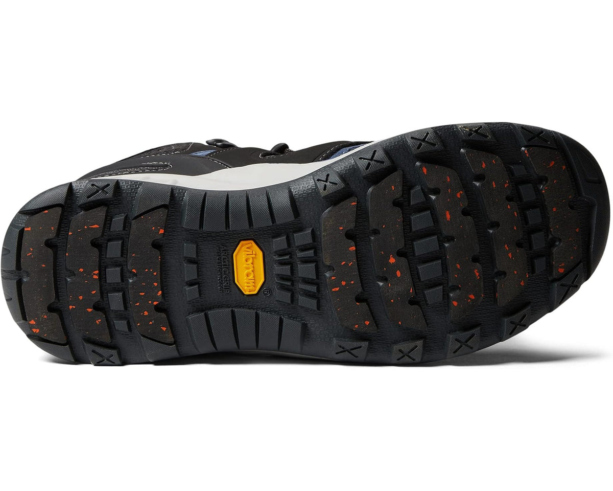 Men's Propet Veymont hiking shoe outsole with rugged tread, black with orange details