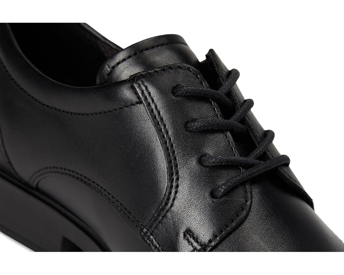 ECCO Milan black leather lace-up shoe close-up, stitching and laces